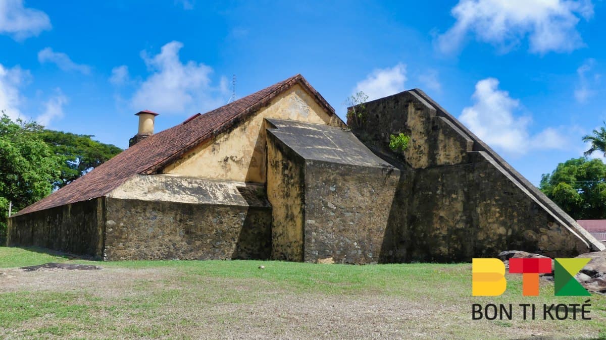 La poudrière de Cayenne